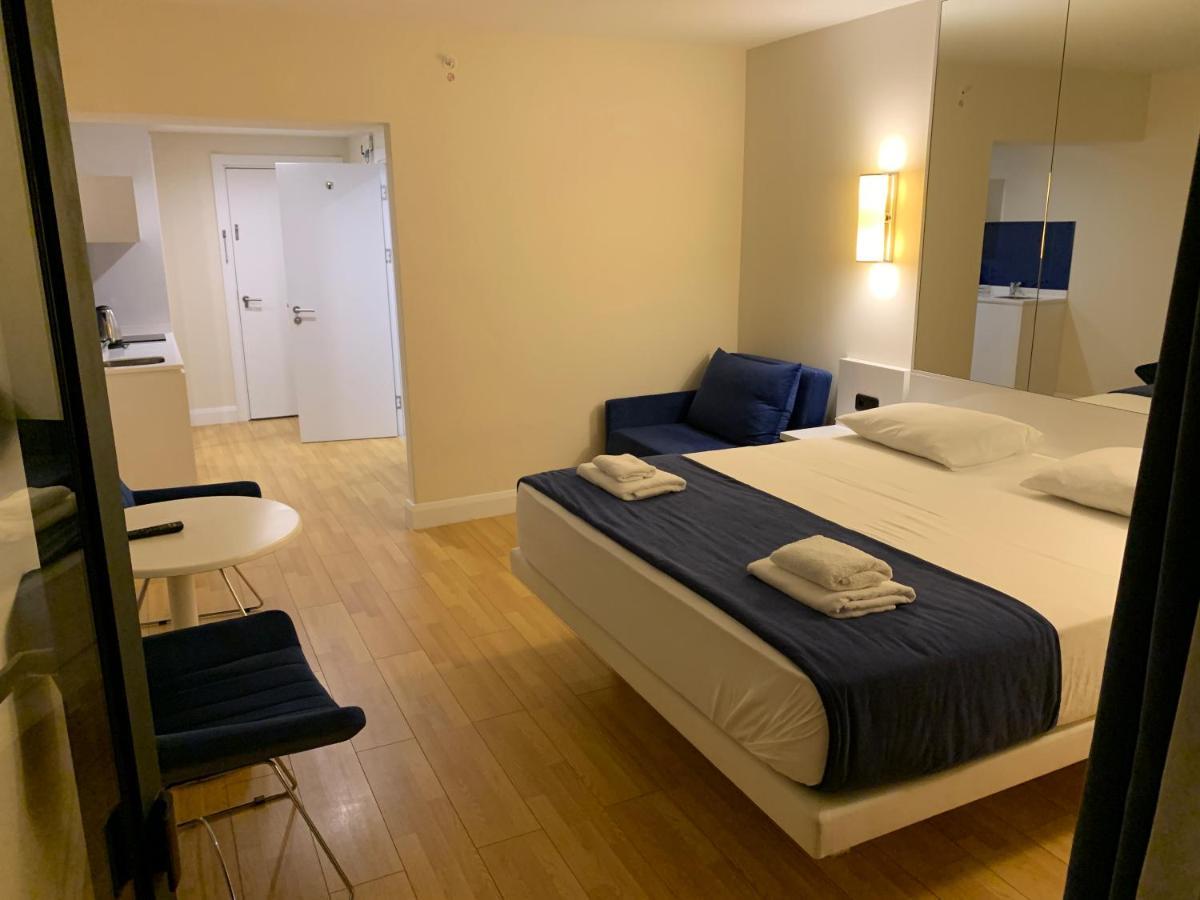 Vip Aparthotel Orbi City Sea View Батуми Екстериор снимка